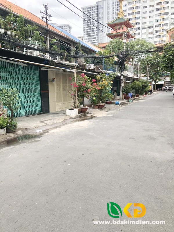 Bán nhà trệt tiện kinh doanh mặt tiền hẻm xe hơi 277 Khánh Hội quận 4.